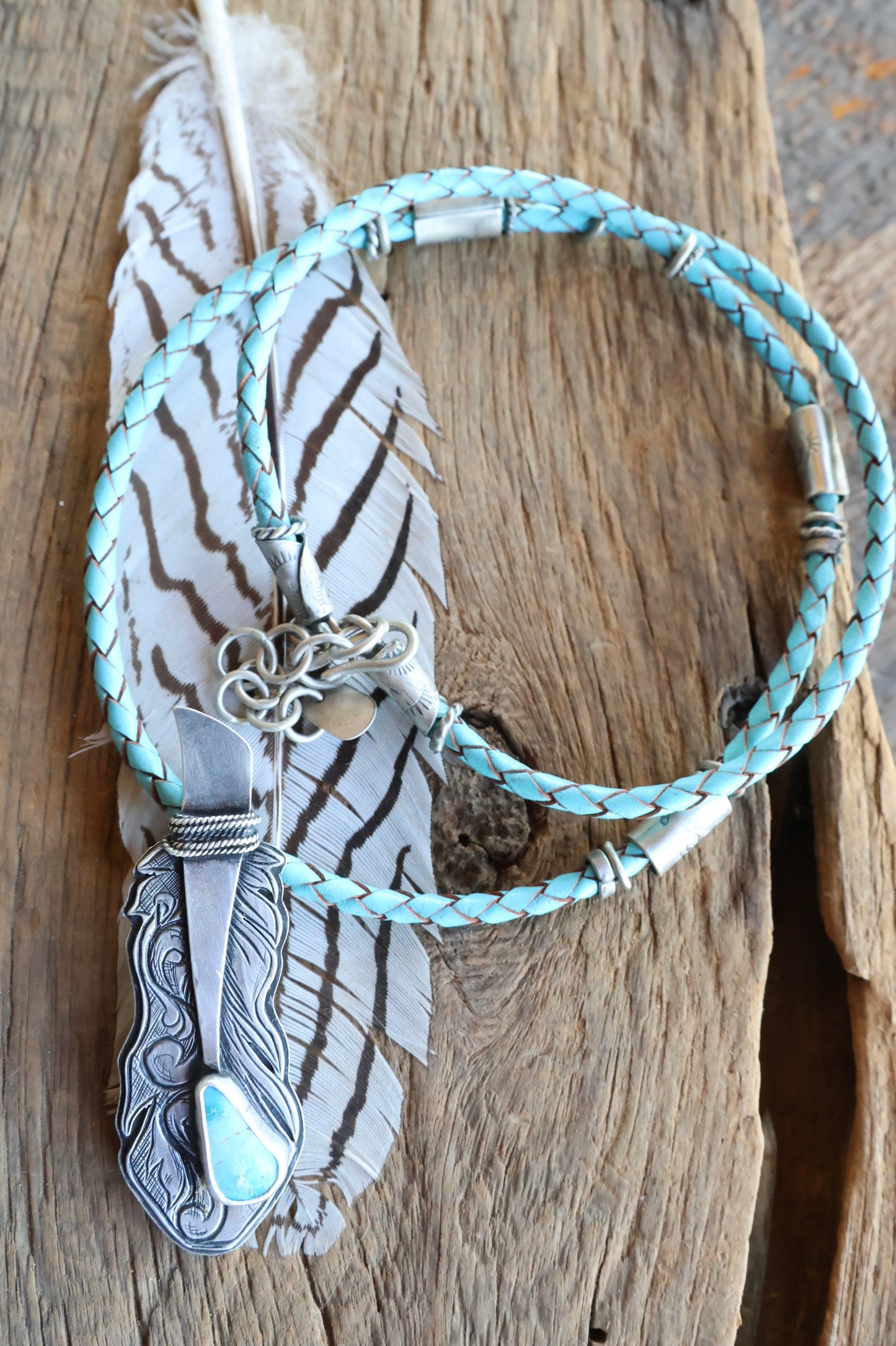 Engraved Feather pendant with Kingamn turquoise