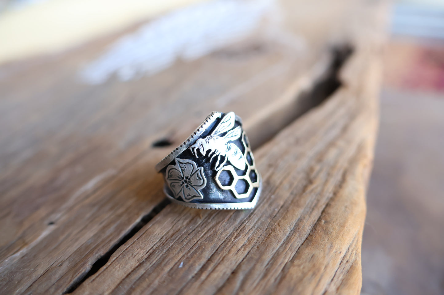 Honey Bee Ring