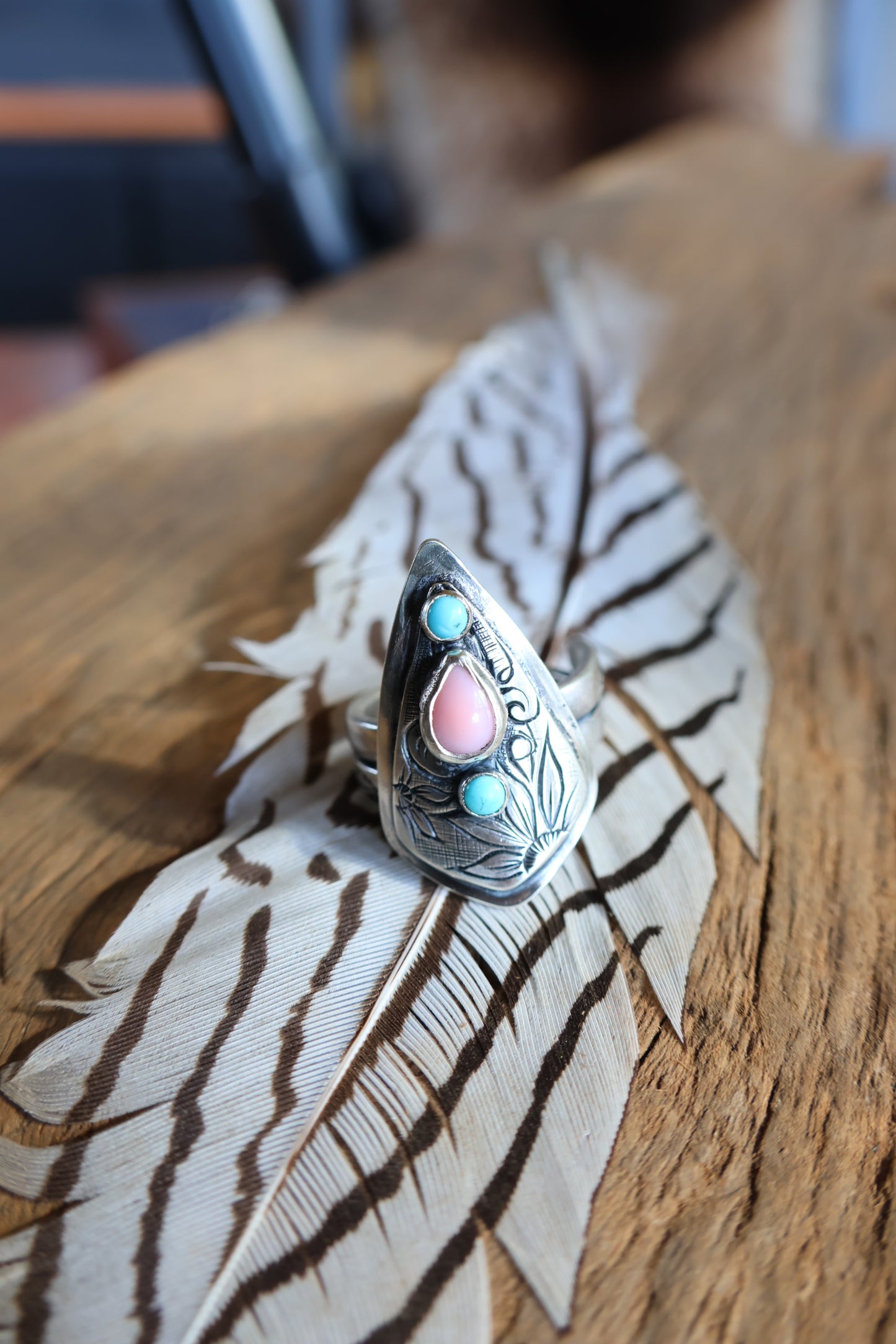 silver flower engraved ring