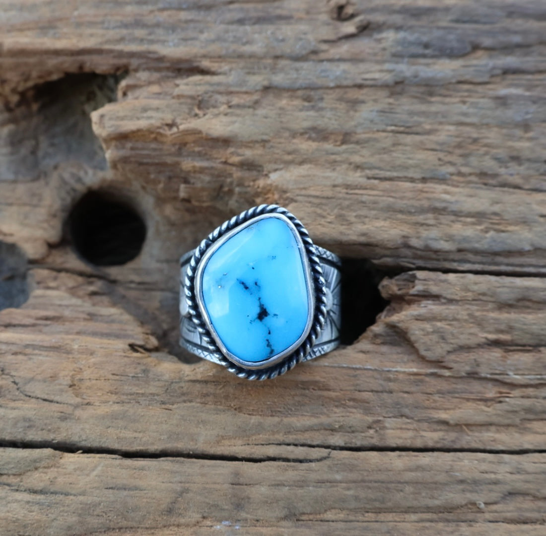 Hand engraved Kingman turquoise ring size 6.75