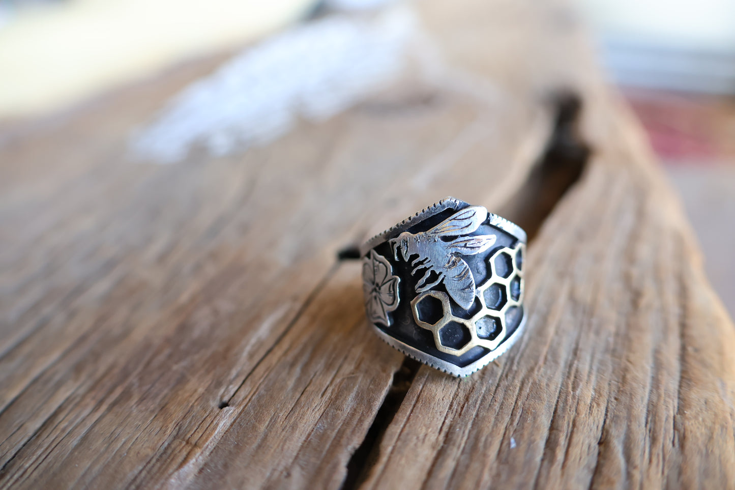 Honey Bee Ring