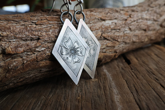 Hand Engraved Diamond Earrings