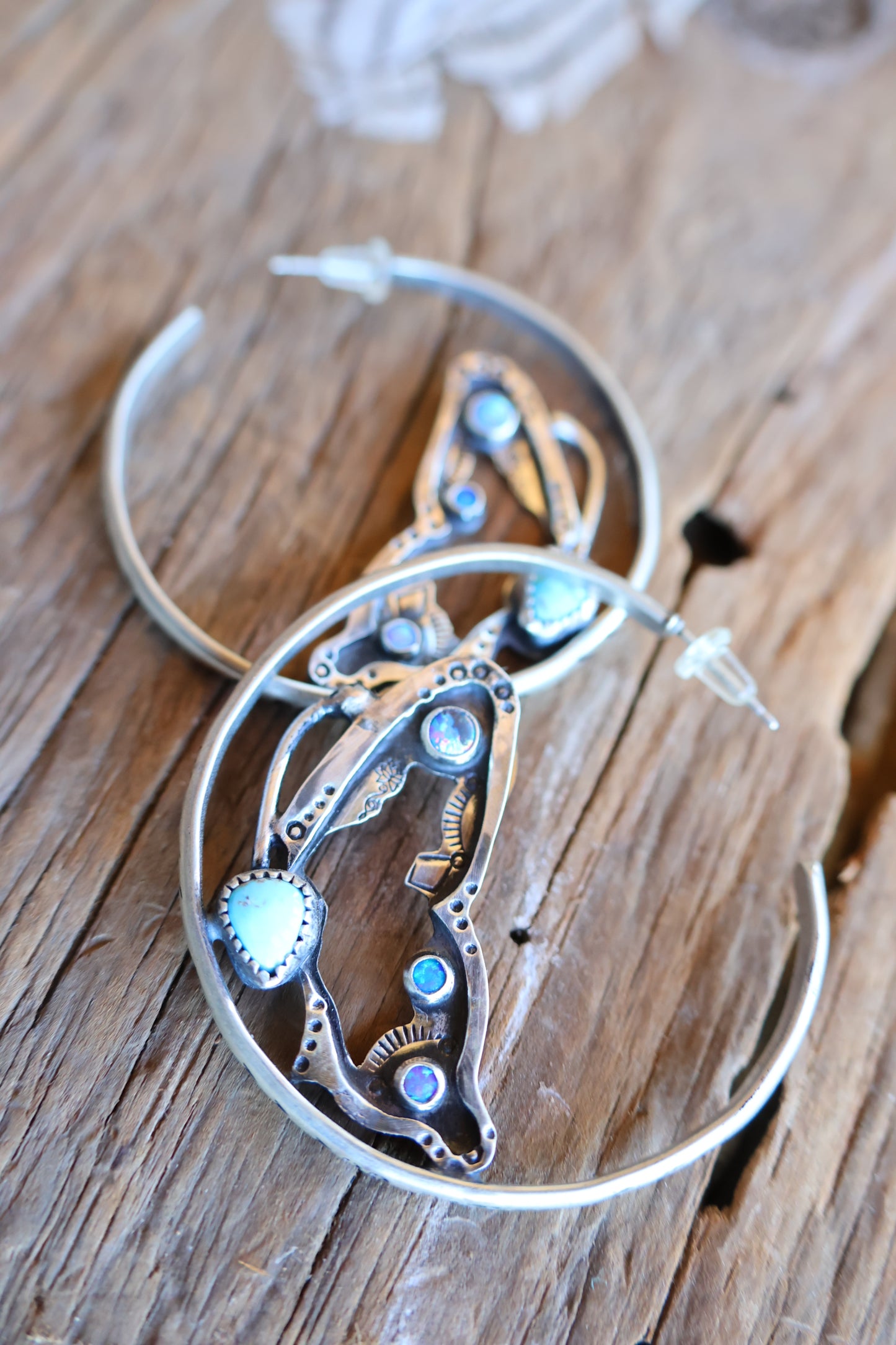 Butterfly hoops