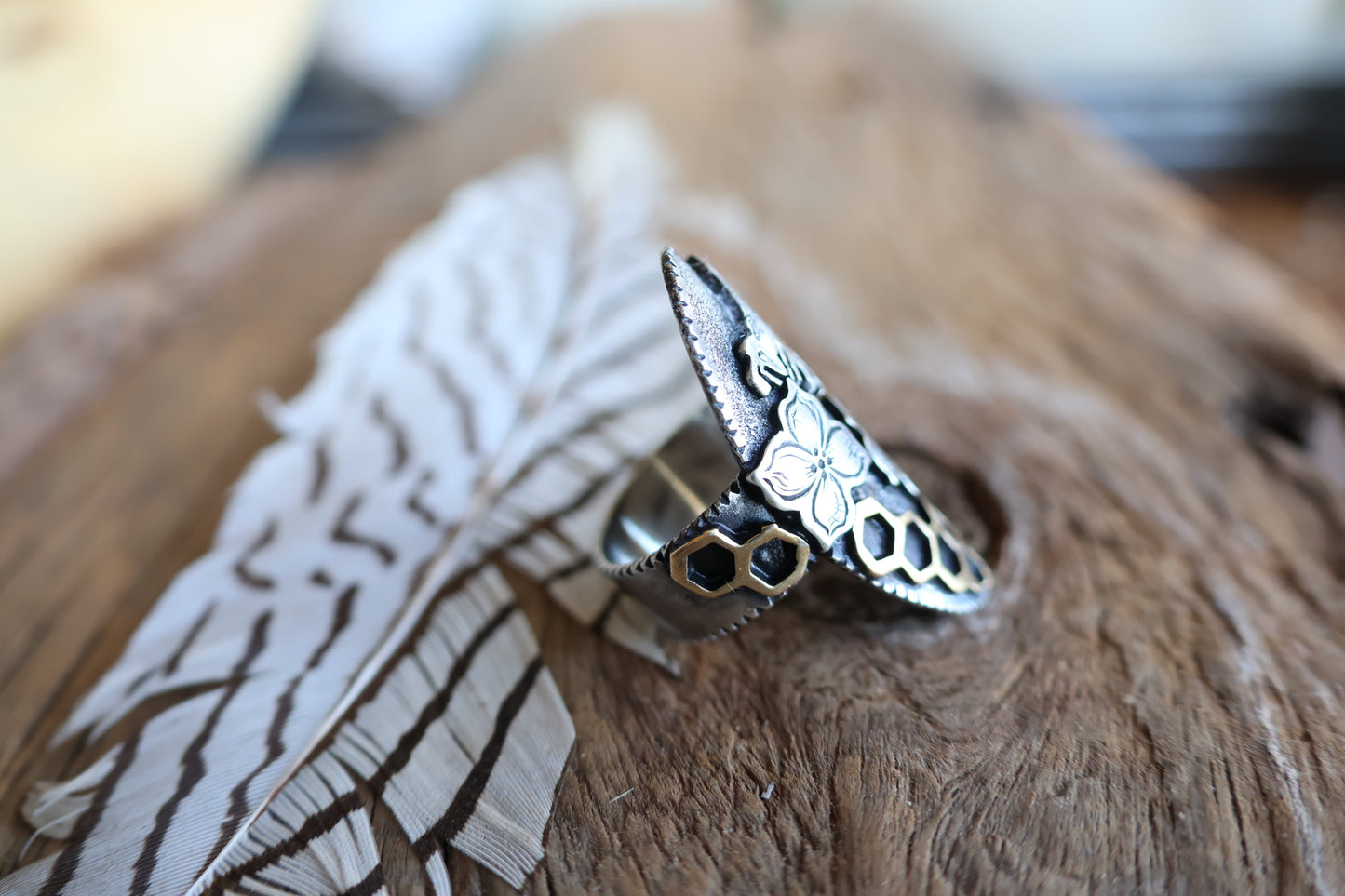 Honey Bee Saddle Ring