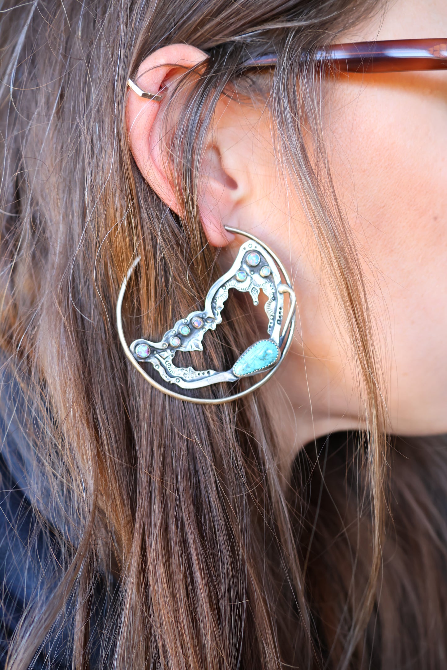 Butterfly hoops