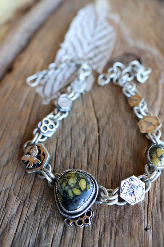 Honey Bee flower chain Choker