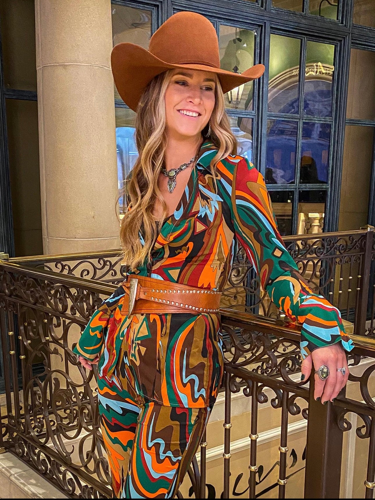 New lander engraved detail ring