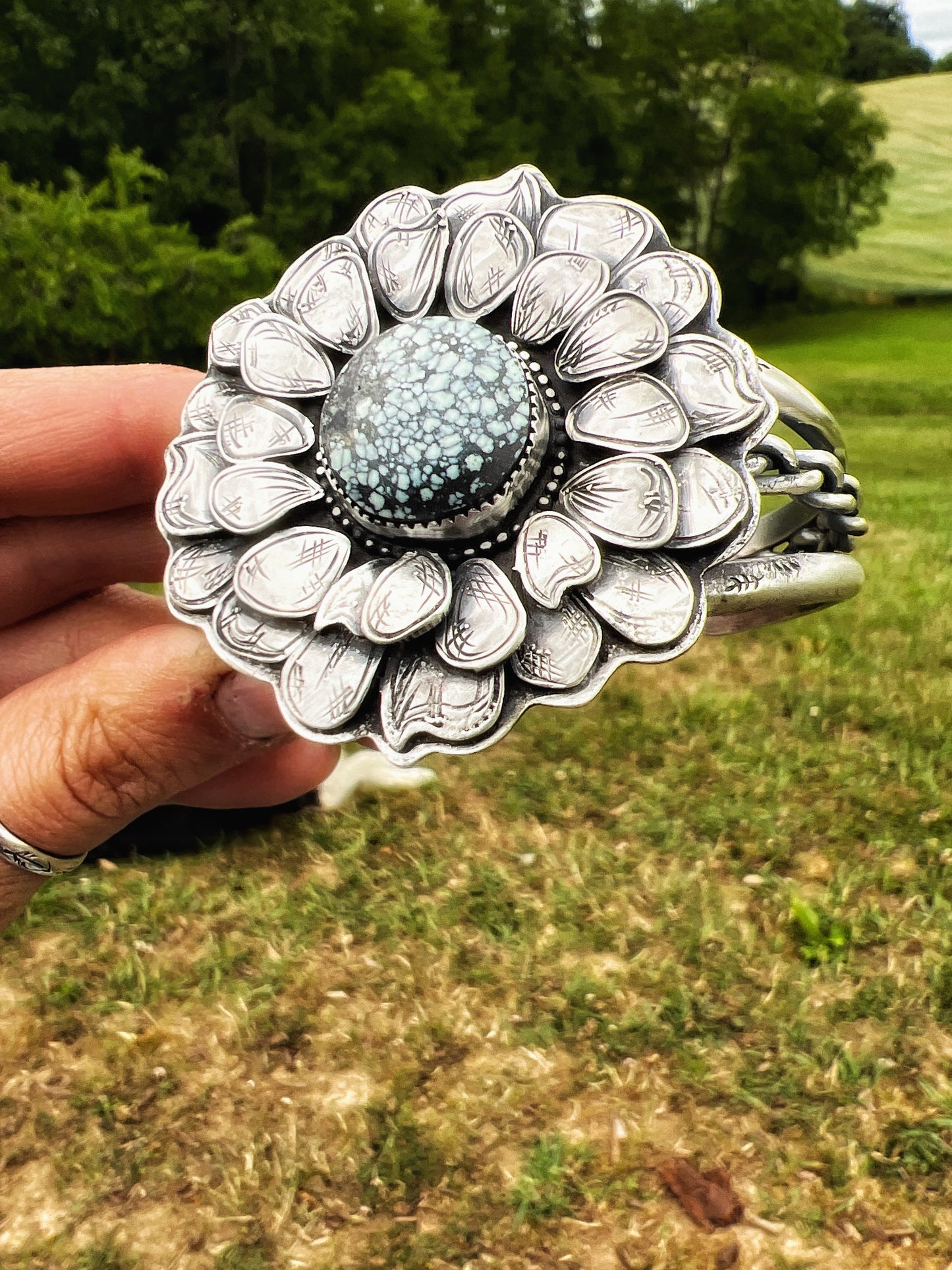 Flower cuff Emerald basin Variscite